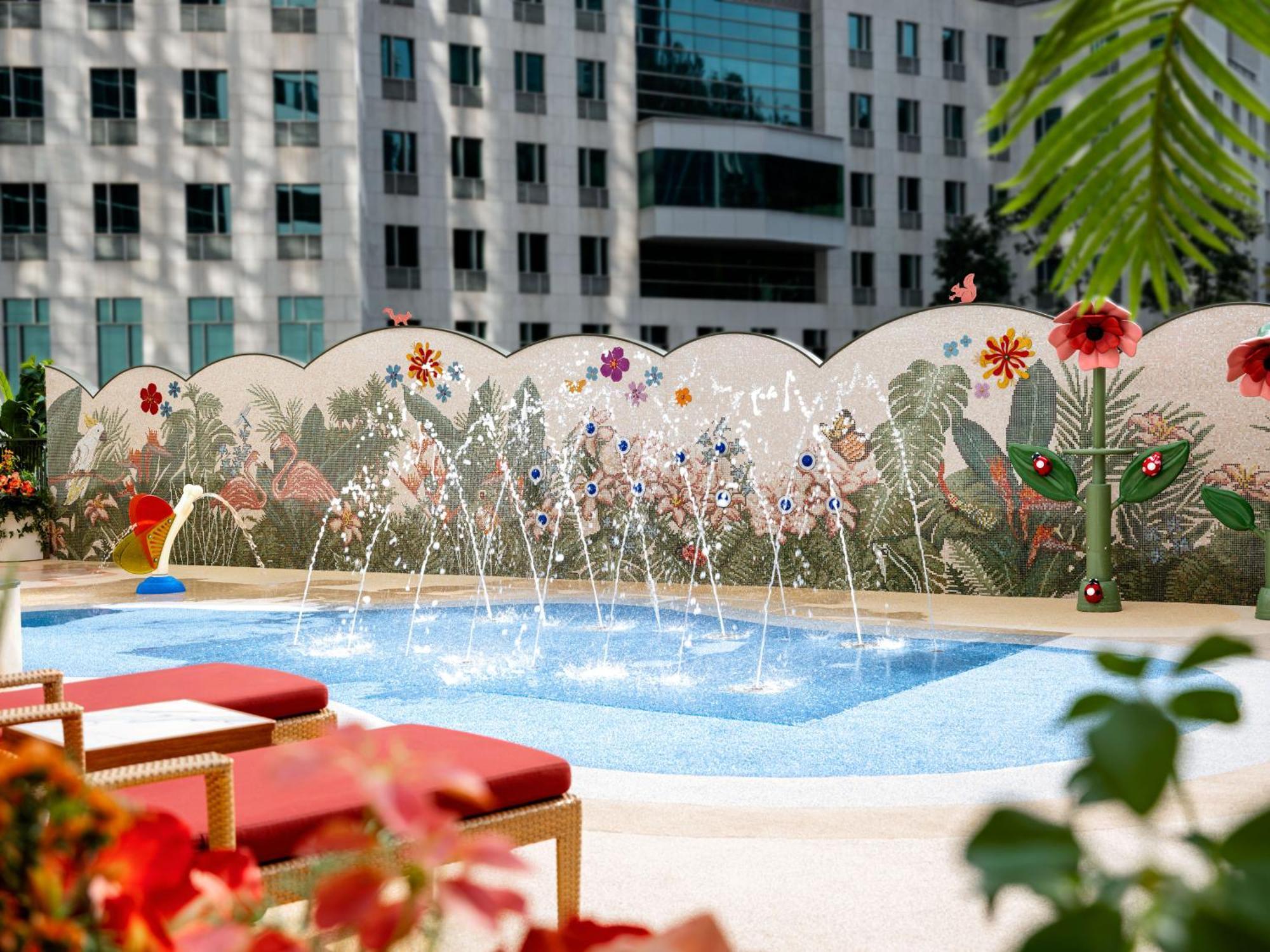 Island Shangri-La, Hong Kong Hotel Exterior photo